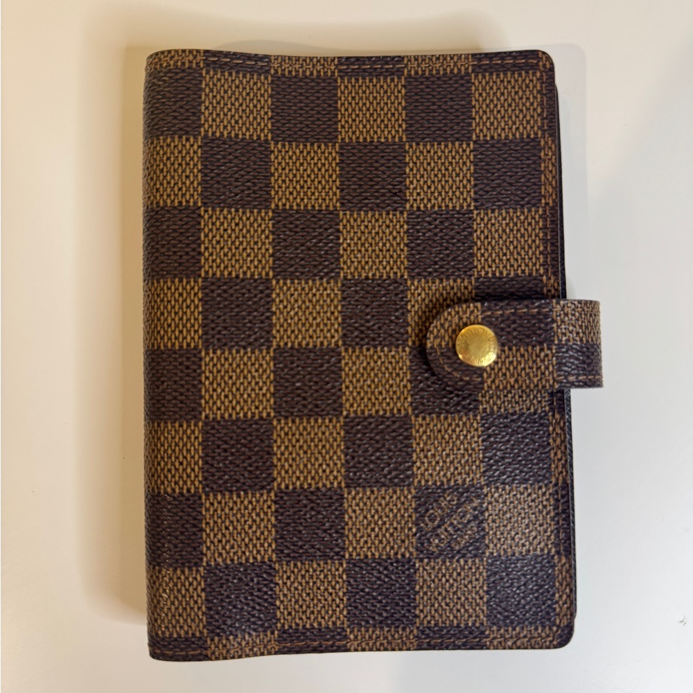 Louis Vuitton small agenda cover !